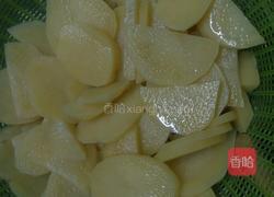 炒土豆片的做法图解1