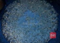 糖霜花生的做法图解2