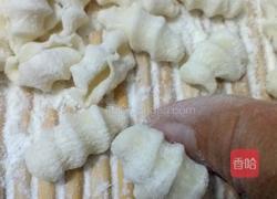 炒麻食的做法图解2