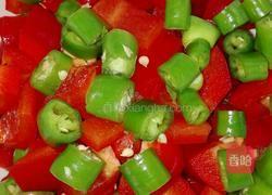 茄汁烧甜椒黄瓜的做法图解3
