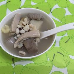 猪肚四神汤的做法[图]