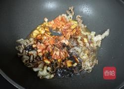 肥牛泡菜炒乌冬的做法图解3