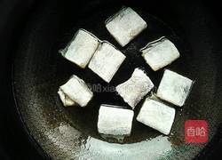 香煎带鱼块的做法图解10