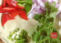 双椒爆炒猪心的做法图解3