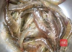 蒜蓉开背虾的做法图解1