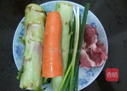 莴笋炒肉的做法图解1