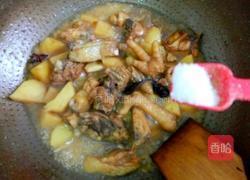 土豆炖鸡的做法图解10