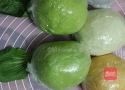 彩色面条的做法图解3