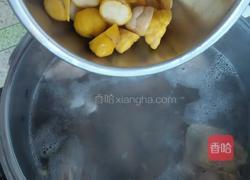 板栗鸡汤的做法图解5