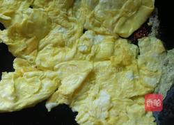 鸡蛋火腿炒饭的做法图解1