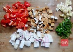 毛豆米烧咸肉的做法图解2