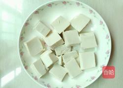 金针菇豆腐汤的做法图解2