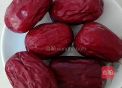 桂圆红枣汤的做法图解1