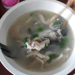 草鱼平菇汤