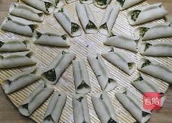 韭菜鸡蛋虾皮锅贴的做法图解9