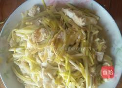 韭黄炒鸡蛋的做法图解8