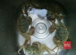 郫县豆瓣蒸大闸蟹的做法图解1