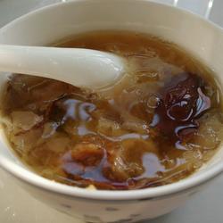 红枣银耳莲子羹的做法[图]