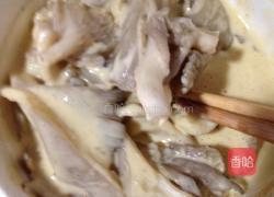 酥炸五香平菇的做法图解3