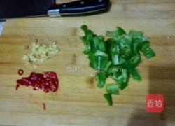 土豆炒鸡胸肉的做法图解4