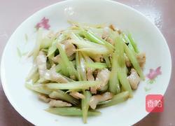 芹菜炒瘦肉的做法图解7