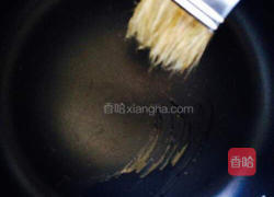 戚风蛋糕的做法图解8