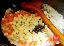 Potato Bacon Fried Rice Recipe Illustration 5