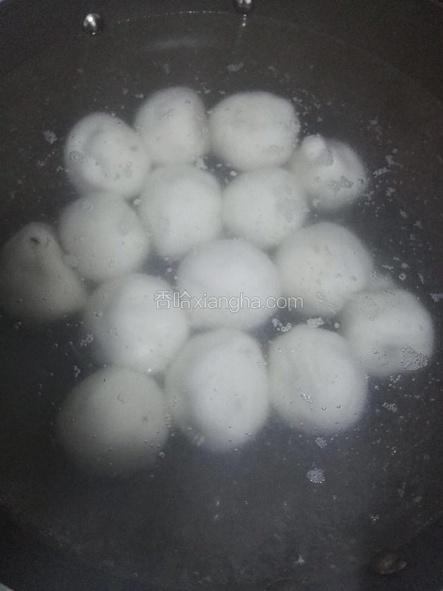 起锅做水，煮熟