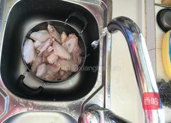 黄焖鸡翅根的做法图解1