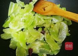 青笋鸡蛋炒肉片的做法图解8