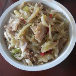 五花肉炖包菜的做法[图]