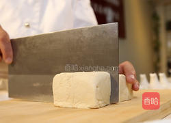 双色烧豆腐的做法图解1