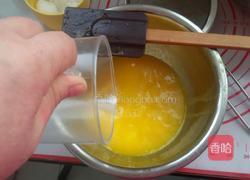 竹炭密豆蛋糕卷的做法图解4