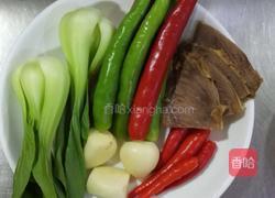 鲜椒牛肉面的做法图解1