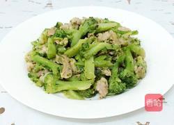 西兰花炒肉的做法图解6