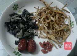 金针云耳蒸滑鸡的做法图解1