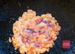 红萝卜紫薯糯米粉煎饼的做法图解8