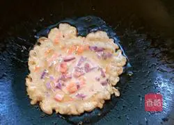 Illustration of making carrot, purple sweet potato and glutinous rice flour pancakes 7