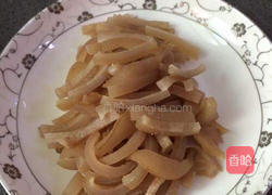 猪皮炒酸豆角的做法图解3