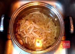 自制的美容肉皮冻的做法图解1