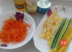 金枪鱼寿司的做法图解3