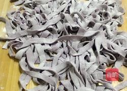 紫薯鸡蛋面的做法图解5