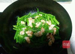 芹菜炒虾仁的做法图解6