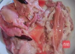 鱼肠煎蛋的做法图解2