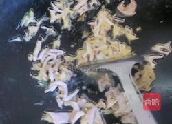 鱼肠煎蛋的做法图解5