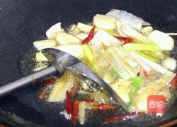 红烧扁鱼的做法图解1