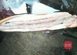 爆炒黄鳝的做法图解1
