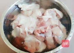 花生莲藕猪蹄汤的做法图解3