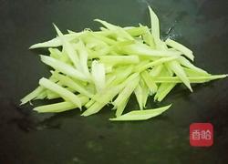 芹菜炒木耳的做法图解5
