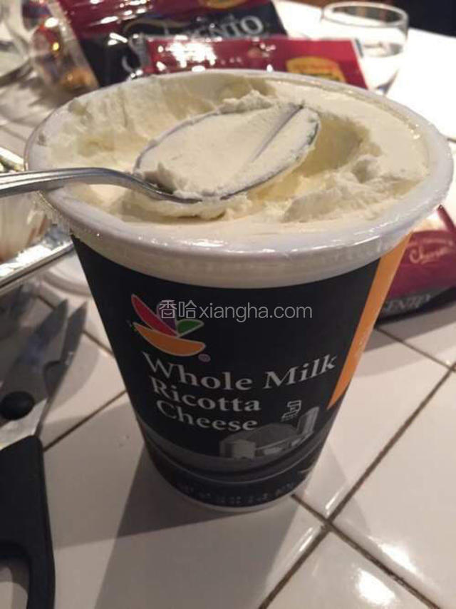 准备好的牛奶cheese